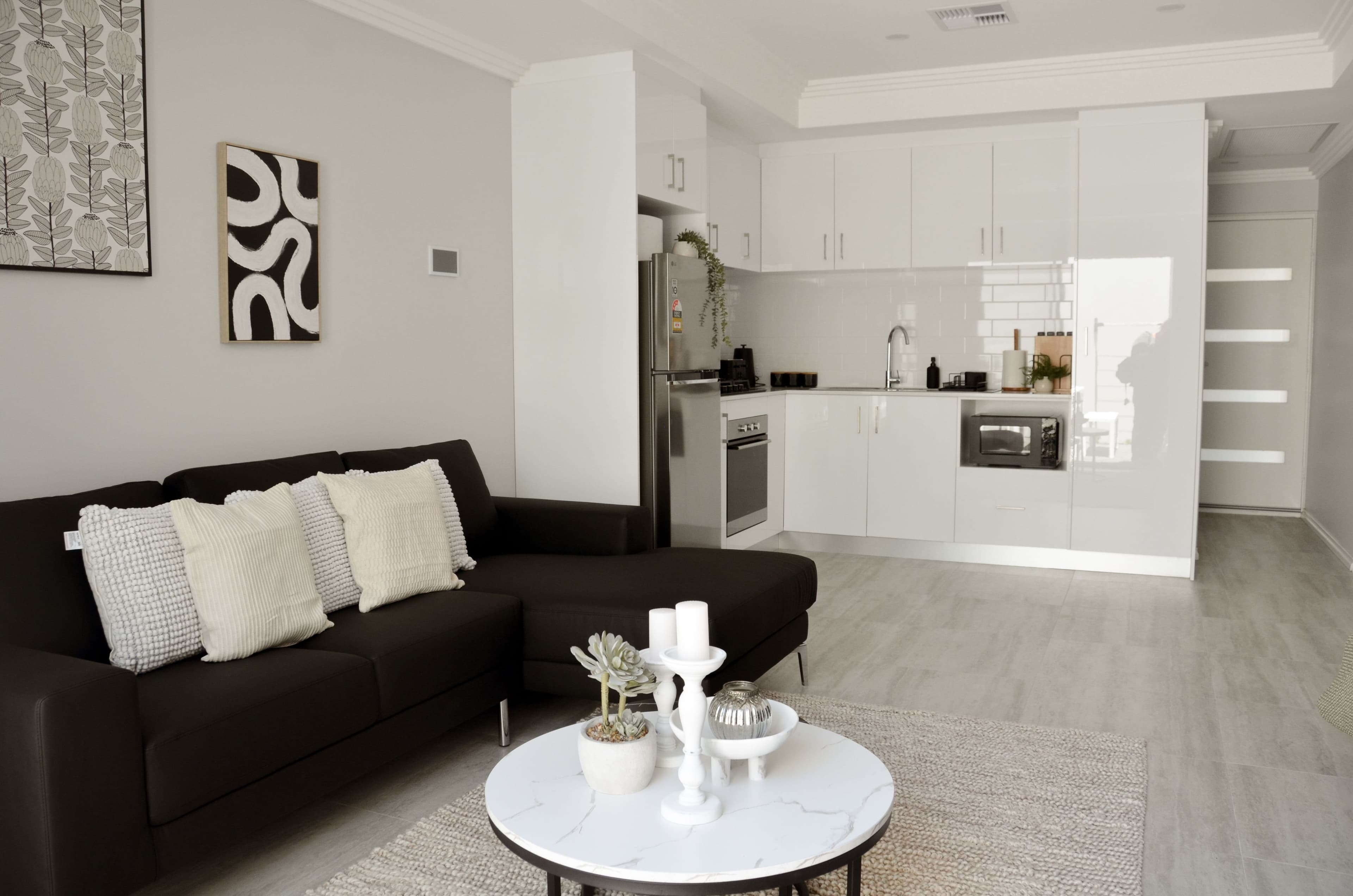 Droup In Support house image